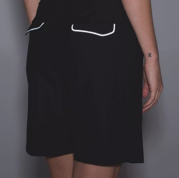 Lululemon Long Story Shorts Reflective Relaxed Bermuda Black, Poseidon Blue Sz 8 - Picture 2 of 8